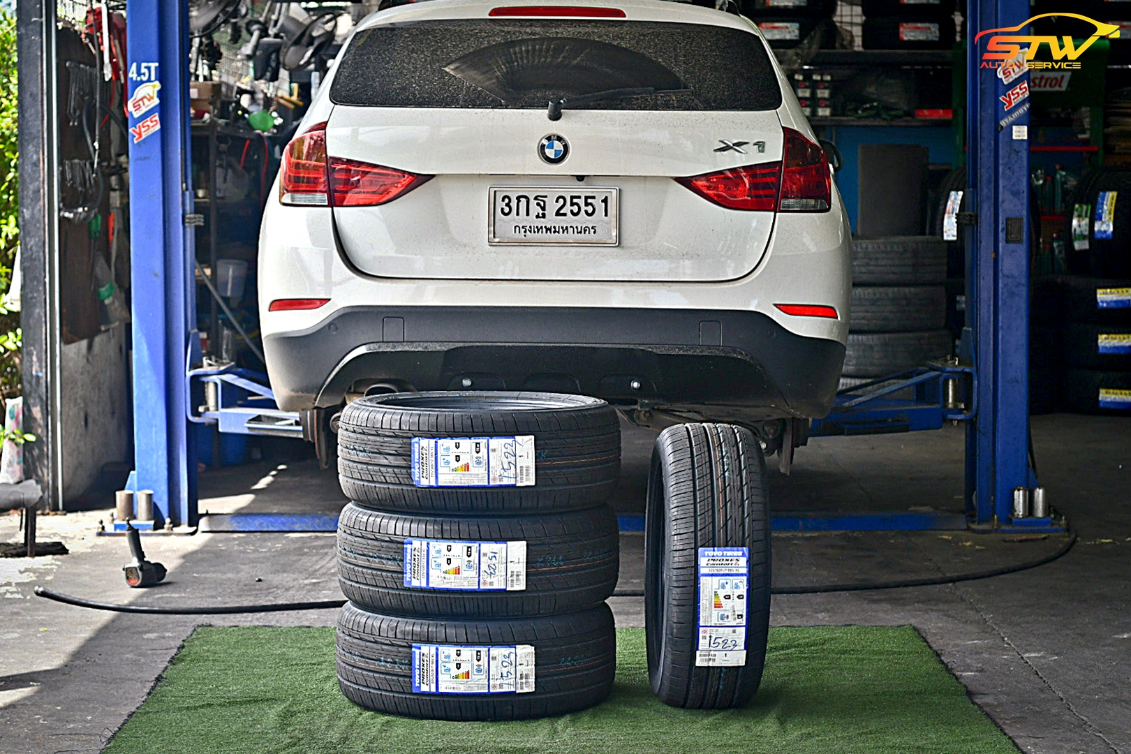 ยาง TOYO Proxes C2S 225/50R17 98V ติดตั้งใส่ BMW X1