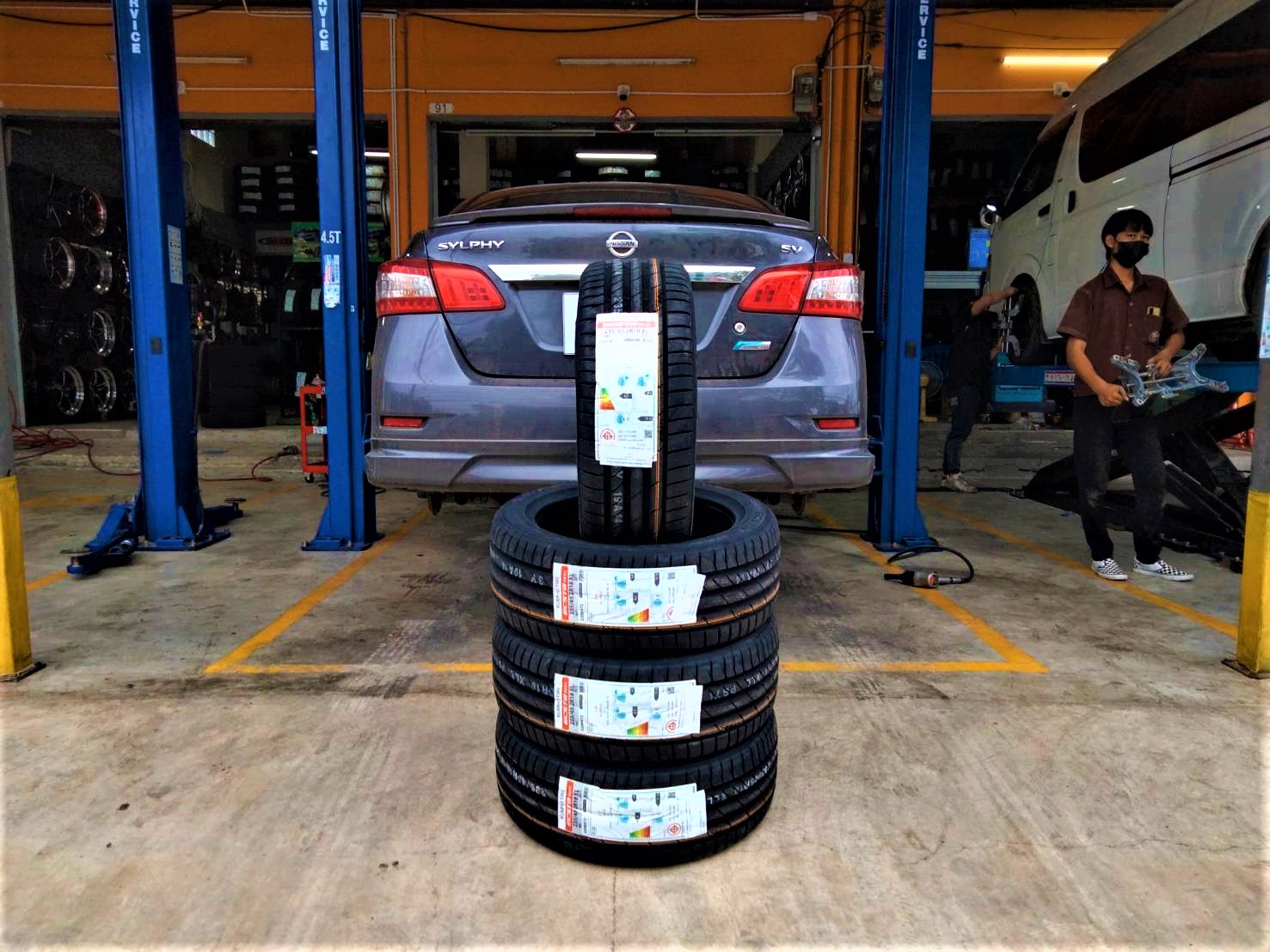 เปลี่ยนยาง NISSAN SYLRHY SV KUMHO ECSTA PS71 235/45R18