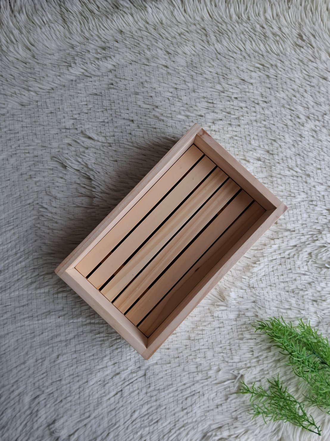 ถาดไม้สนใส่อาหาร