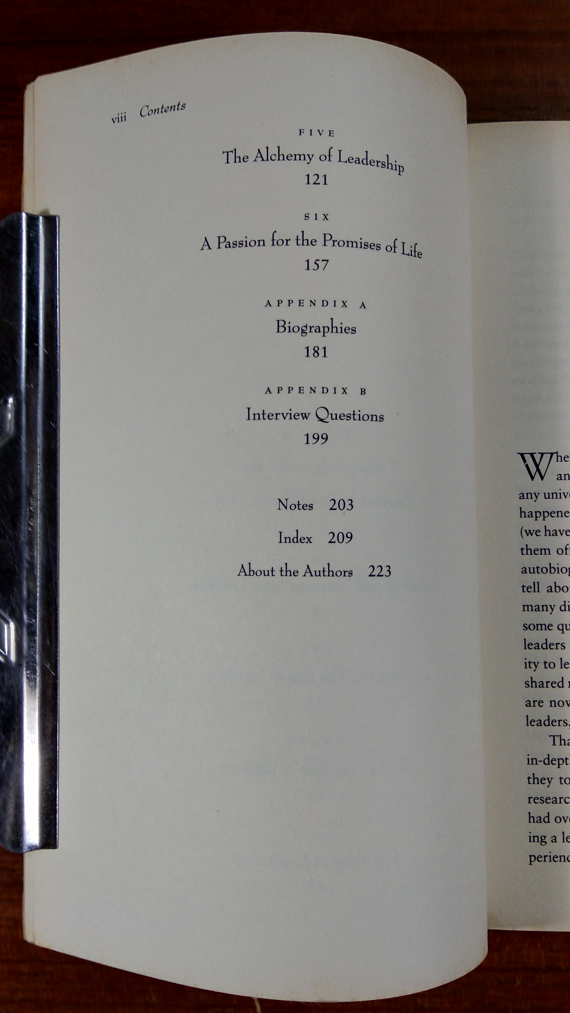 LEADING FOR A LIFETIME / WARREN G. BENNIS