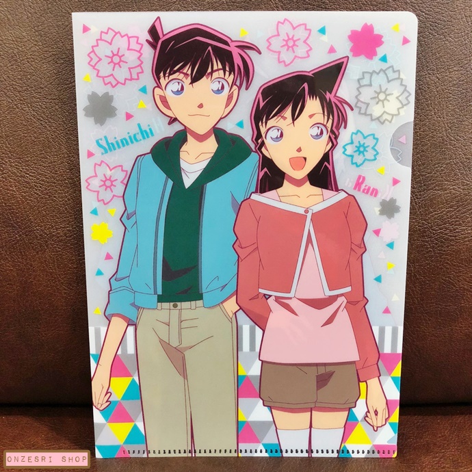 แฟ้มเล็กขนาด A5 ขนาด 14.5 x 20.5 ซม. Detective Conan Mini Clear File 4 ลาย Couple มาพร้อมซองกระดาษใส่ลายเฉพาะ ไม่มีวางจำหน่ายทั่วไปนะคะ ต้องกดตู้ที่ญี่ปุ่นมาค่ะ