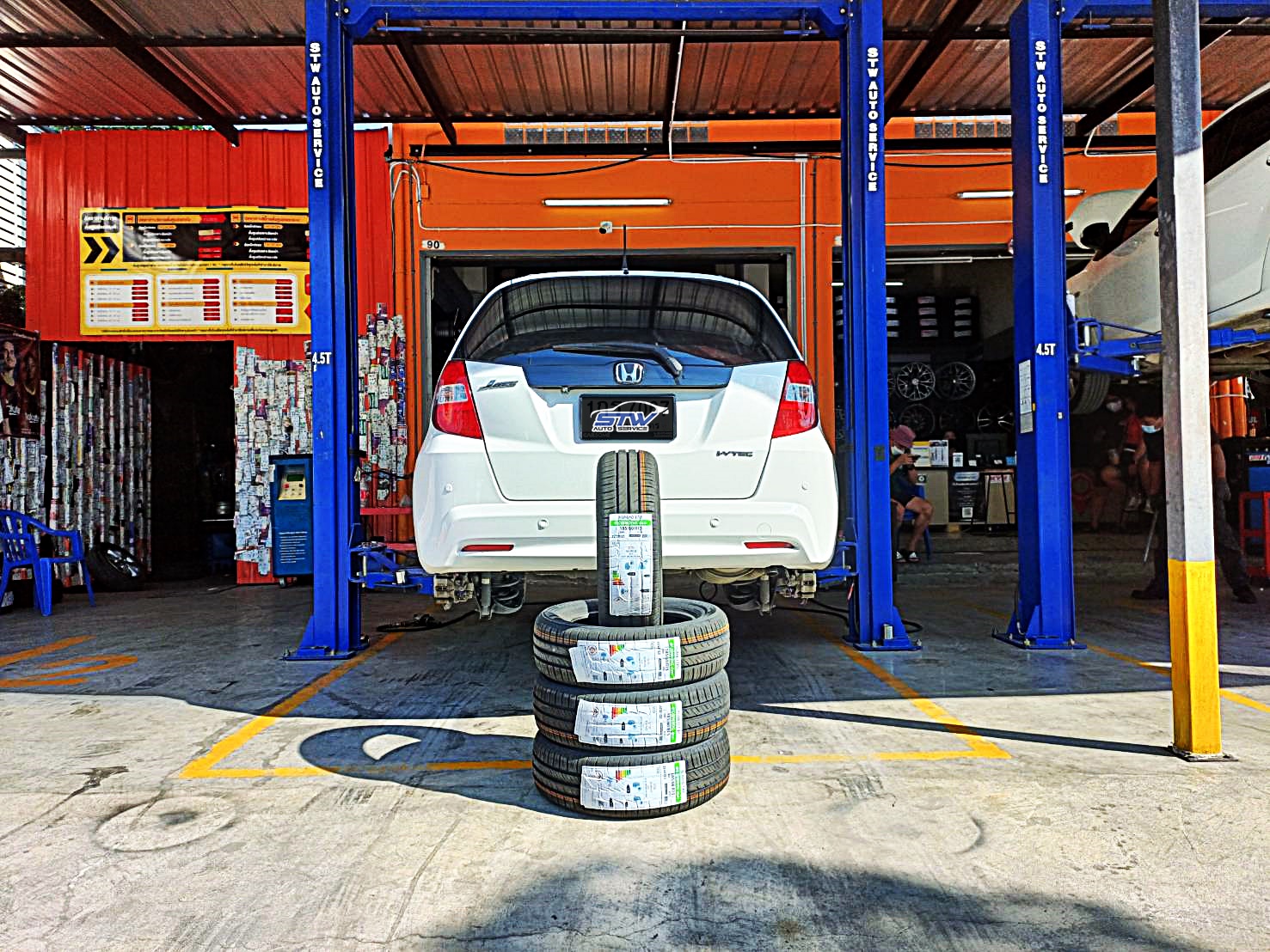 ยาง KUMHO Ecoving ES31 185/60R15 84H ติดตั้งใส่ HONDA JAZZ