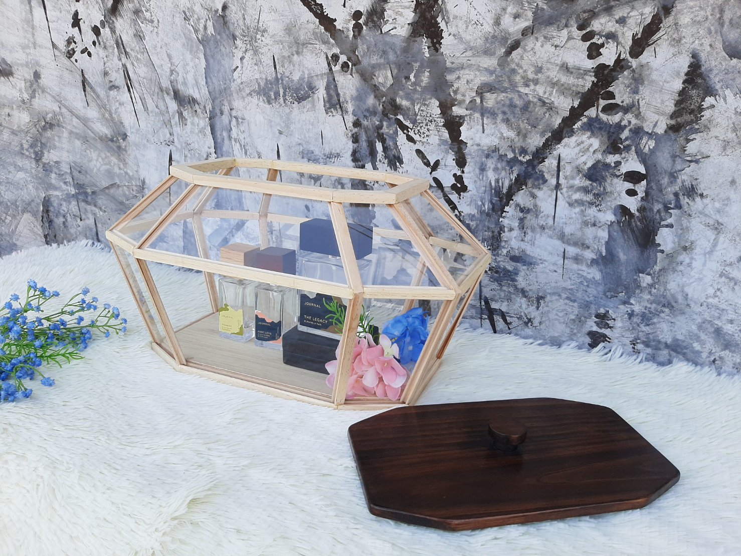 กล่องอครีลิคโชว์โมเดล,สินค้า