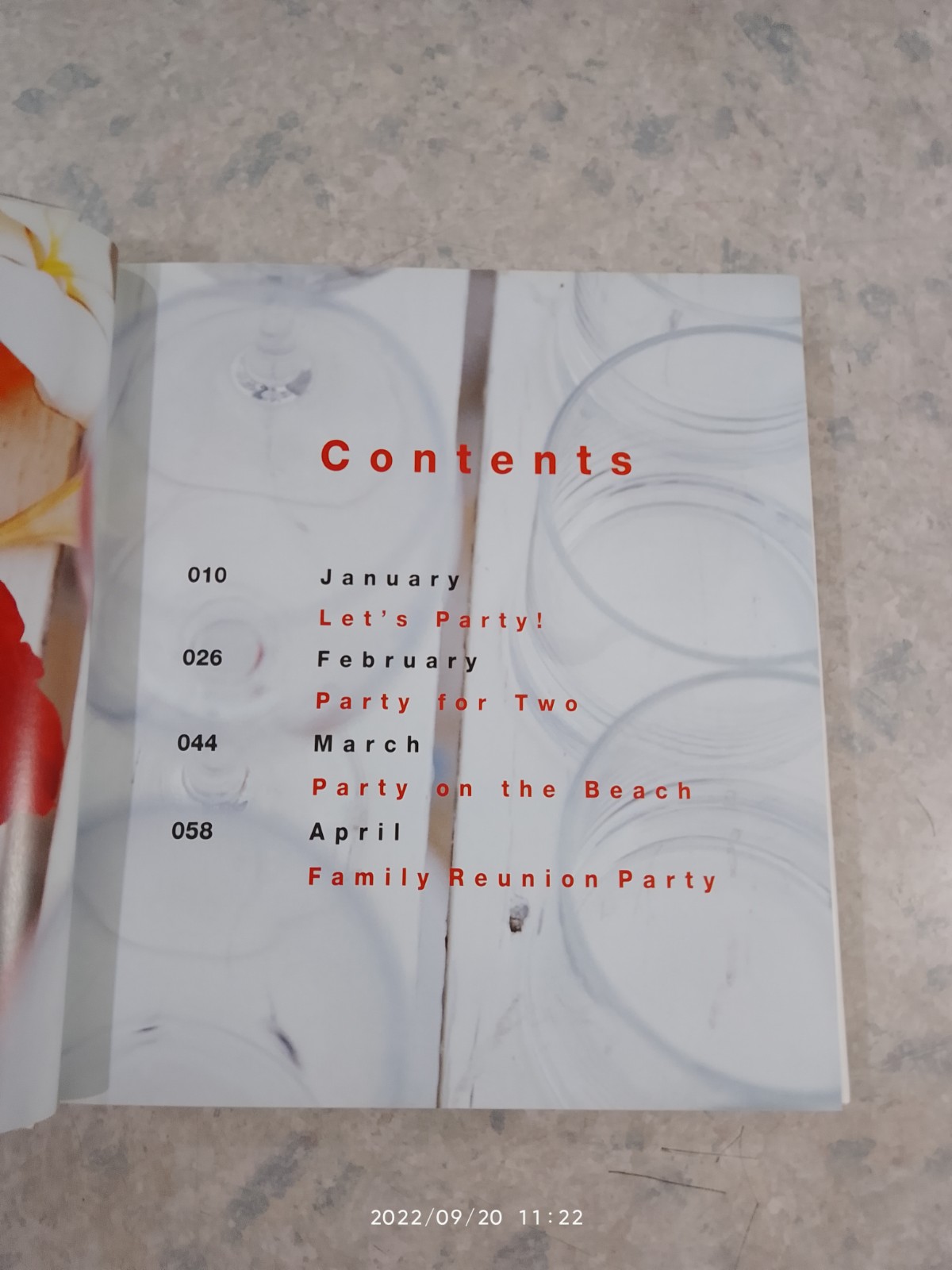 Let's Party คู่มือจัดปาร์ตี้ 12 เดือน 12 สไตล์ / โตมร ศุชปรีชา