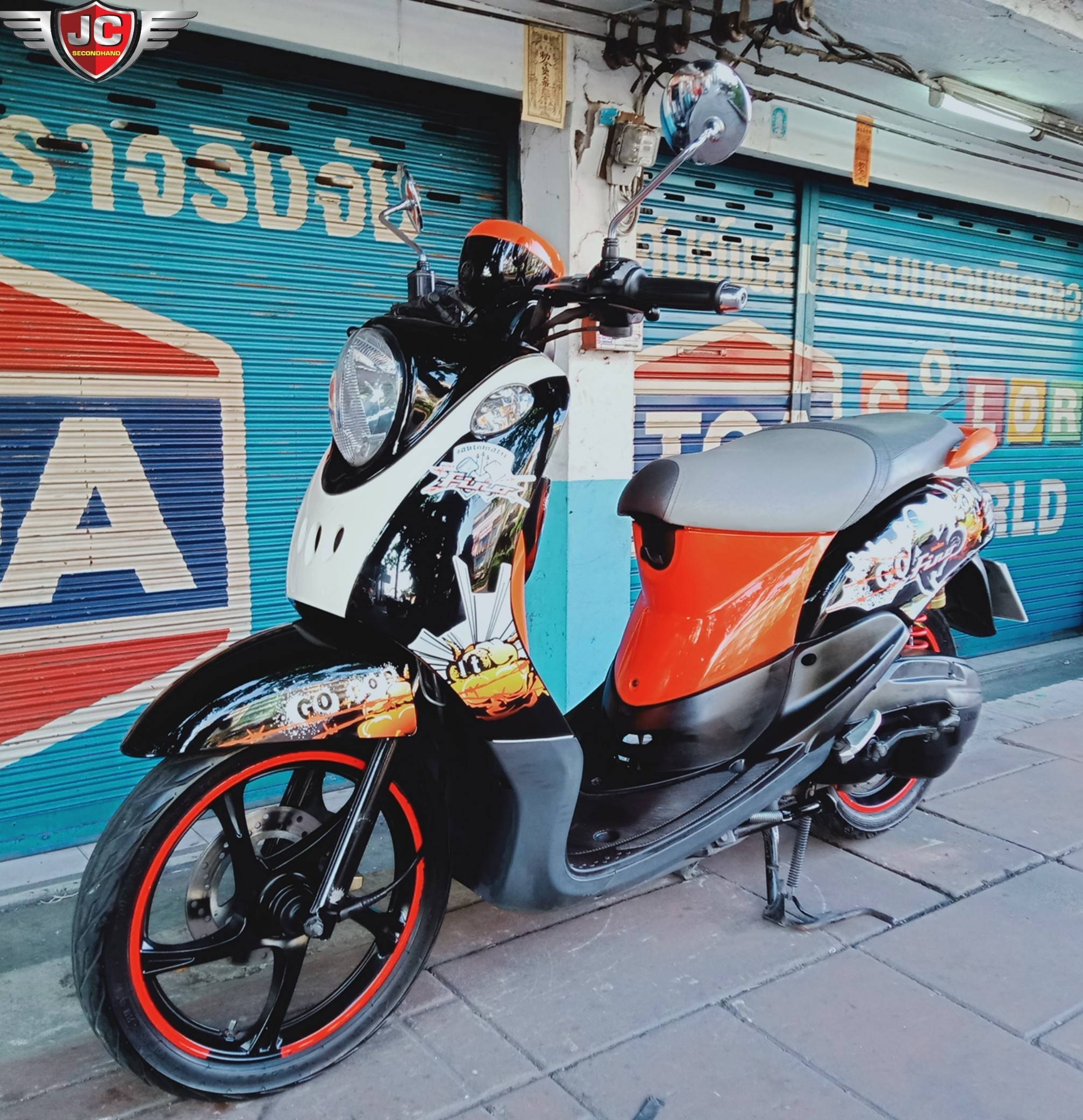 รถบ้านแนววัยใส...ใสยันหัวเครื่อง YAMAHA FINO115 ตัวอาร์ม จดทะเบียนปี53 แววดีทรงสวย เครื่องเดิมจัดๆ ห้องเครื่องใสมาก