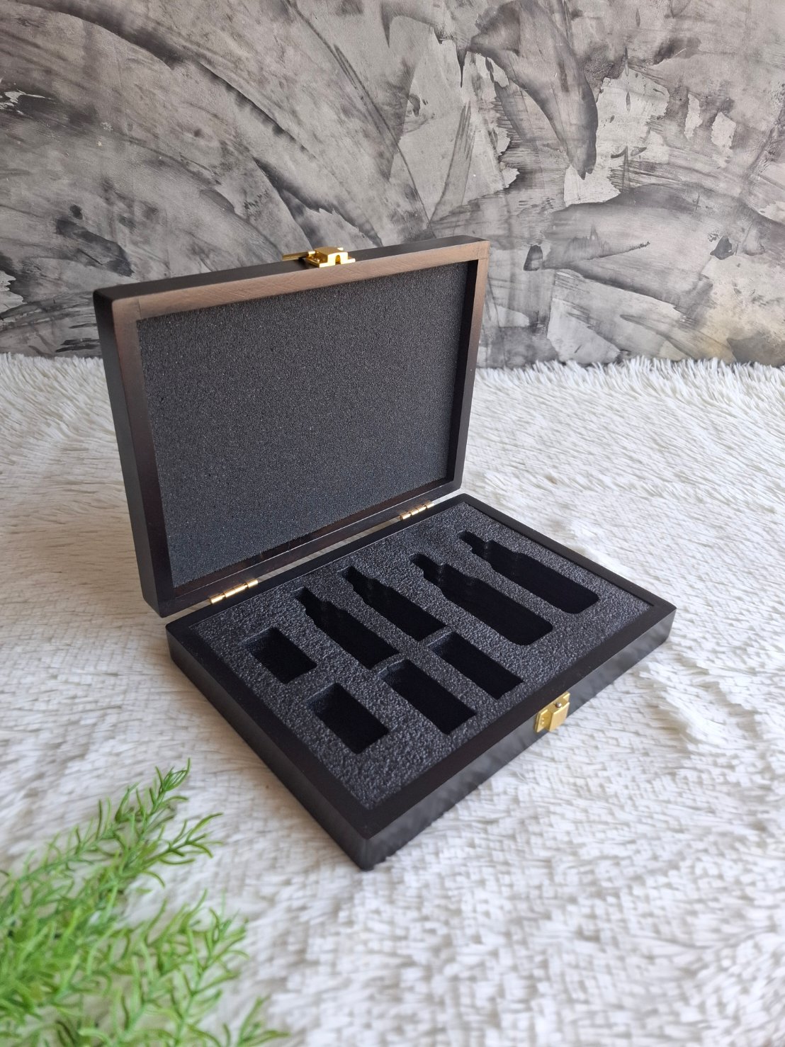 กล่องไม้ใส่ชุดน้ำยาไก่ซน