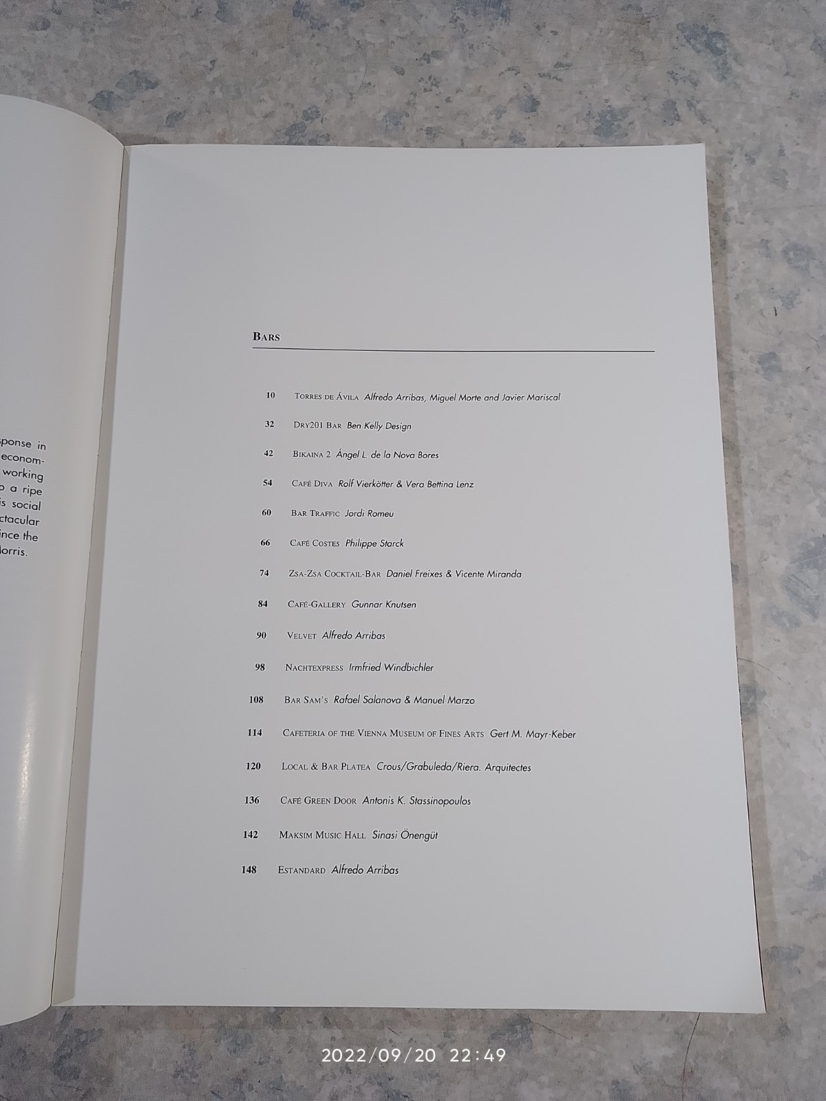 COMMERCIAL SPACE : BARS