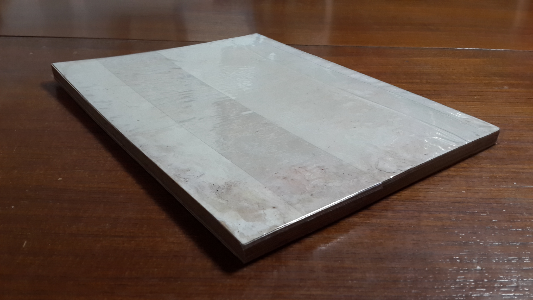 สมุดภาพ แสดงเครื่องแต่งกายตามสมัยประวัติศาสตร์และโบราณคดี : พิมพ์เป็นอนุสรณ์ในงานพระราชทานเพลิงศพ รองอำมาตย์ ขุนผดุงประศาสน์ (ผดุง ณ นคร)