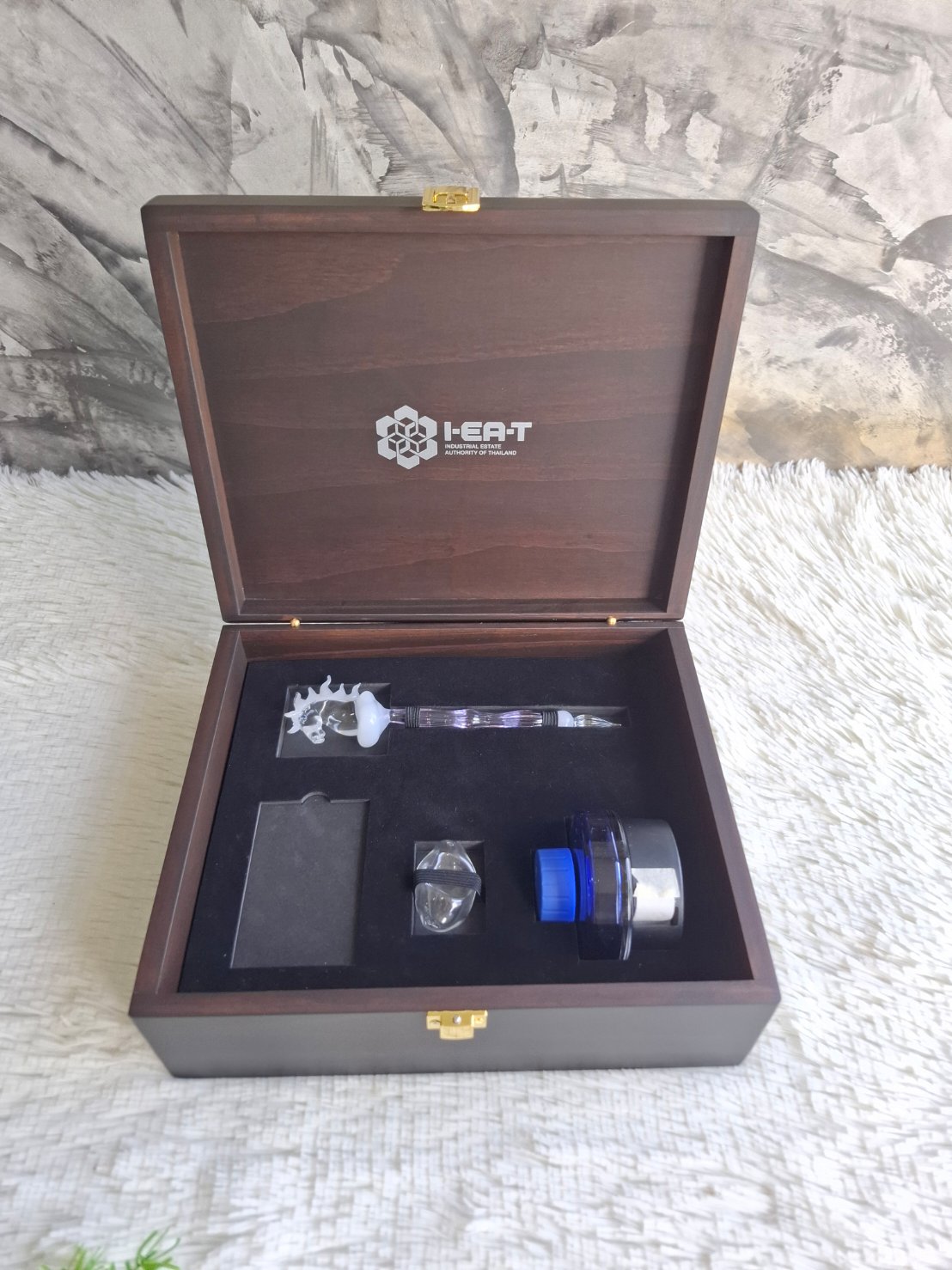 กล่องไม้ใส่ปากกา+น้ำหมึก