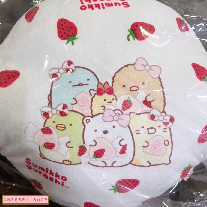 หมอนอิง/ตุ๊กตา Sumikko Gurashi x Sakuma Strawberry Milk Candy ขนาด 23 x 37 x 10 ซม.