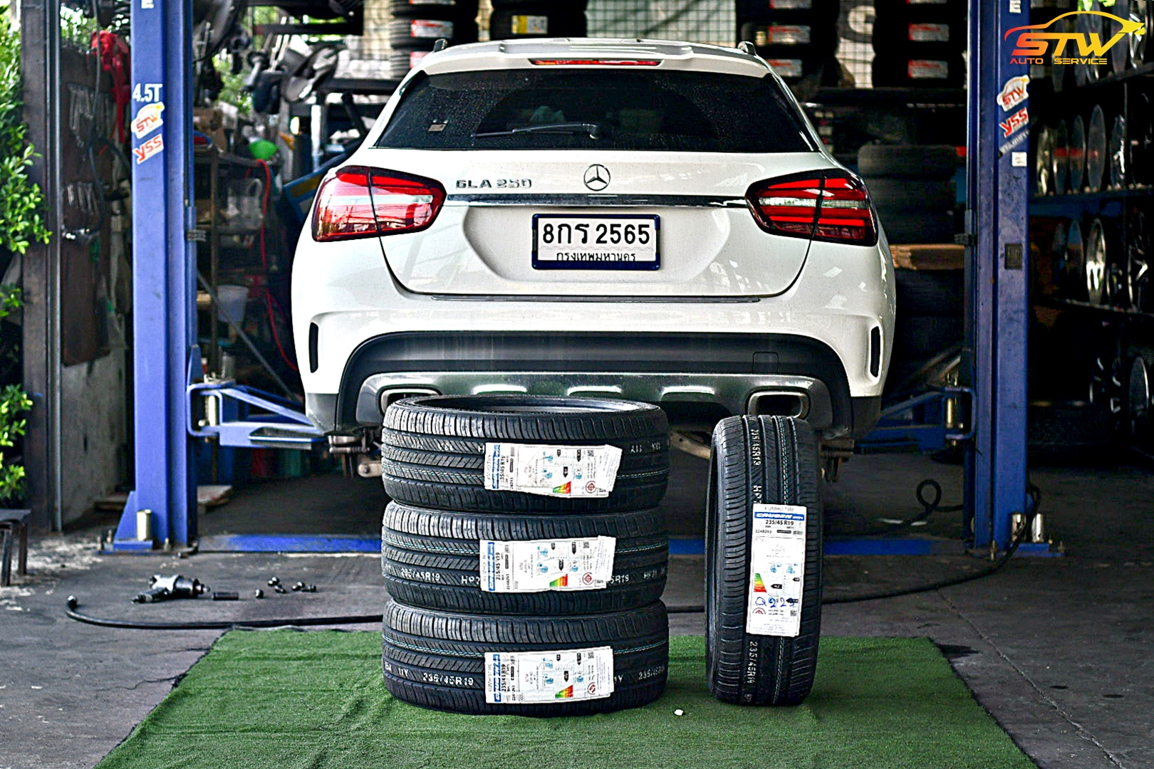 ยาง KUMHO Crugen HP71 235/45R19 95H ติดตั้งใส่ Mercedes Benz GLA250