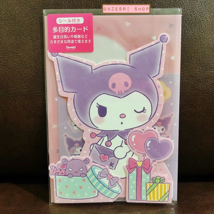 การ์ดเปล่า Sanrio & Seal Card แบบ Kuromi สามารถเขียนด้านในได้ มีสติกเกอร์น่ารักให้แปะได้ 1 แผ่น มาพร้อมซองลายน่ารักเข้ากัน ขนาดประมาณ 16.2 x 11 ซม.