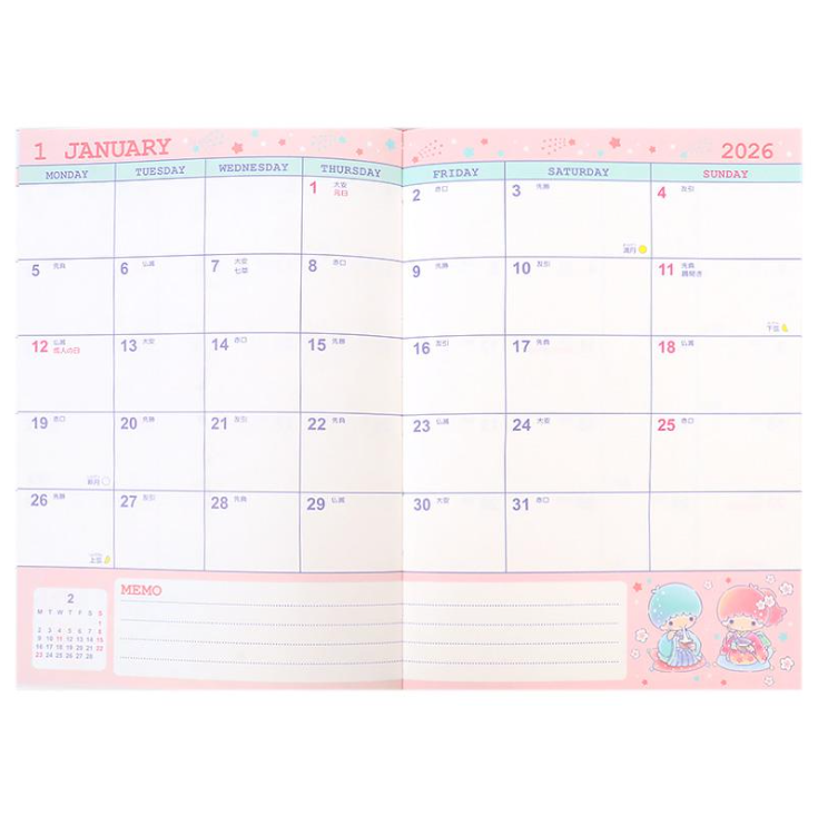 สมุด 2026 Schedule Book เล่มหนา B6 ลาย Little Twin Stars สีม่วงลายพร้อย ขนาด 13.5 x 18.7 x 1.3 ซม. (192 หน้า) มีให้จดตั้งแต่เดือน 10/2025 - 3/2027 เป็นปฎิทินแบบ monthly & weekly แบบช่องยาว มี sticker