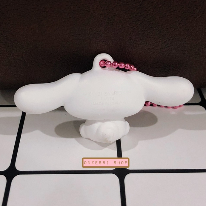 พวงกุญแจ Sanrio Characters Petanko Mascot Team Pink แบบ Cinnamoroll ขนาด 5.5 x 2.5 ซม.