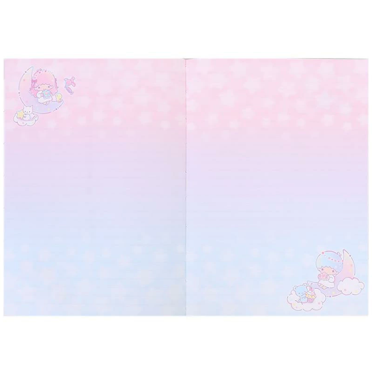 สมุด 2026 Schedule Book เล่มหนา B6 ลาย Little Twin Stars สีม่วงลายพร้อย ขนาด 13.5 x 18.7 x 1.3 ซม. (192 หน้า) มีให้จดตั้งแต่เดือน 10/2025 - 3/2027 เป็นปฎิทินแบบ monthly & weekly แบบช่องยาว มี sticker