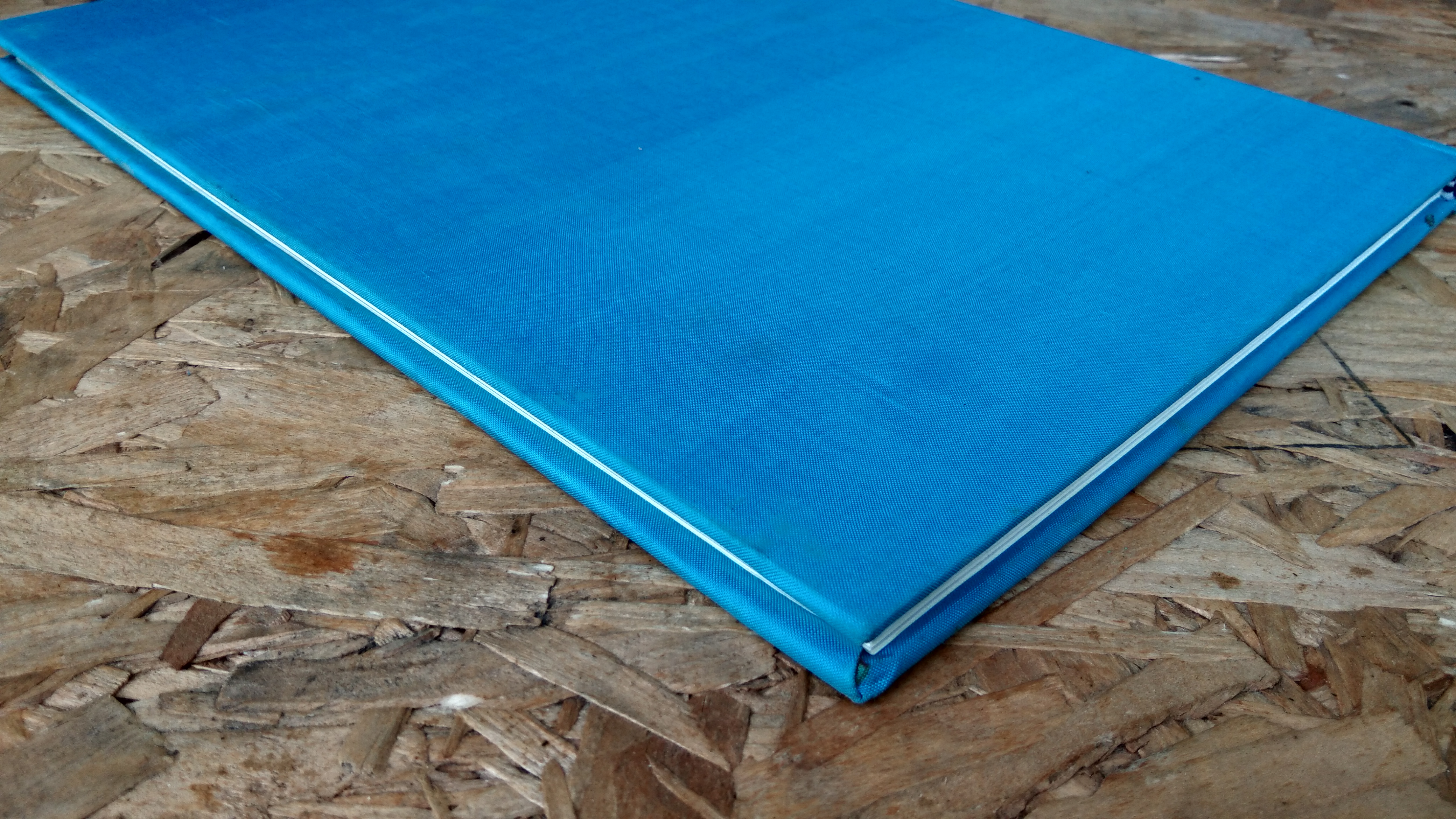 พระมิ่งขวัญแห่งไหมไทย