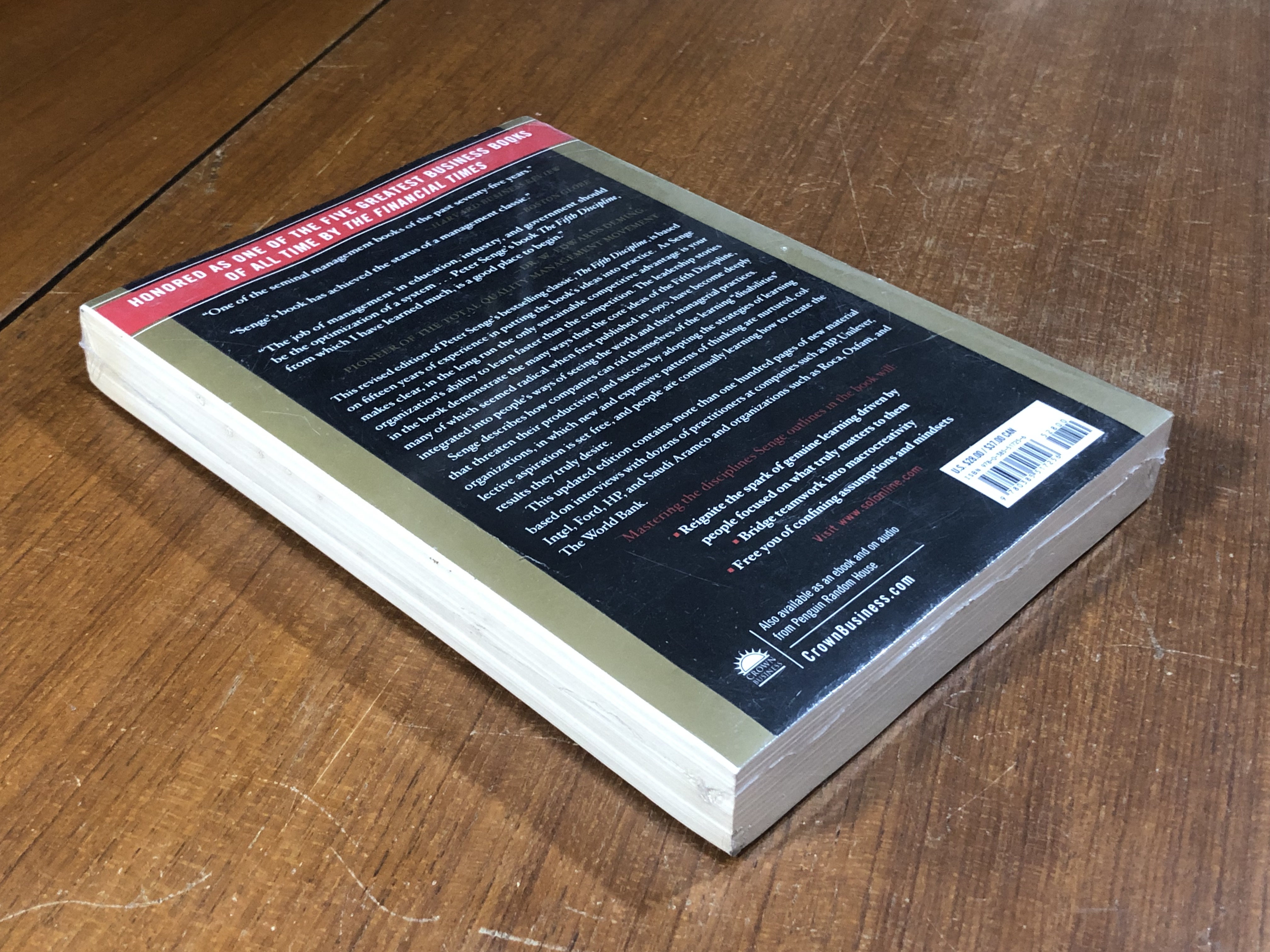 The Fifth Discipline: The Art & Practice of The Learning Organization / Peter M. Senge