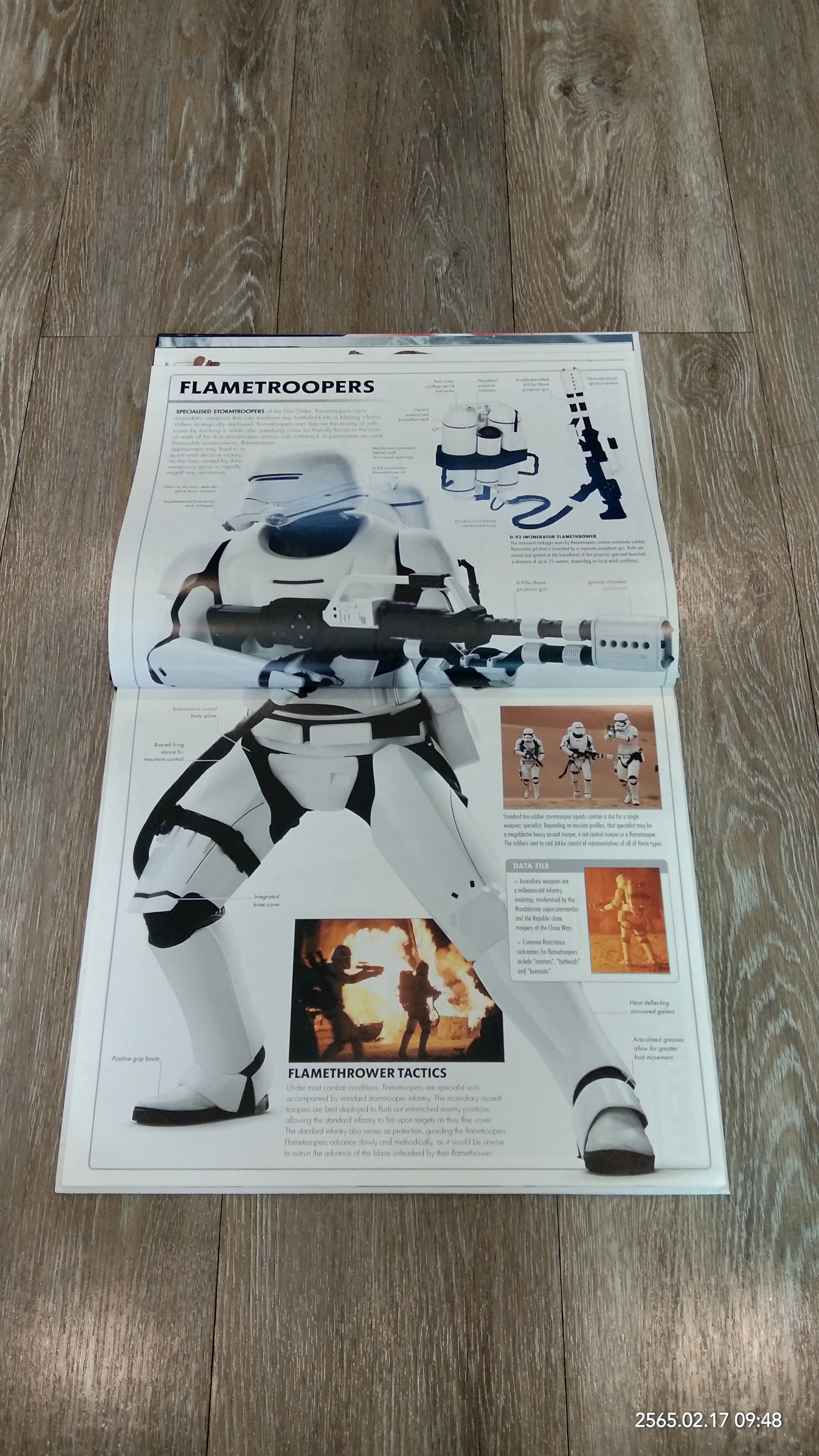 STAR WARS : THE FORCE AWAKENS THE VISUAL DICTIONARY