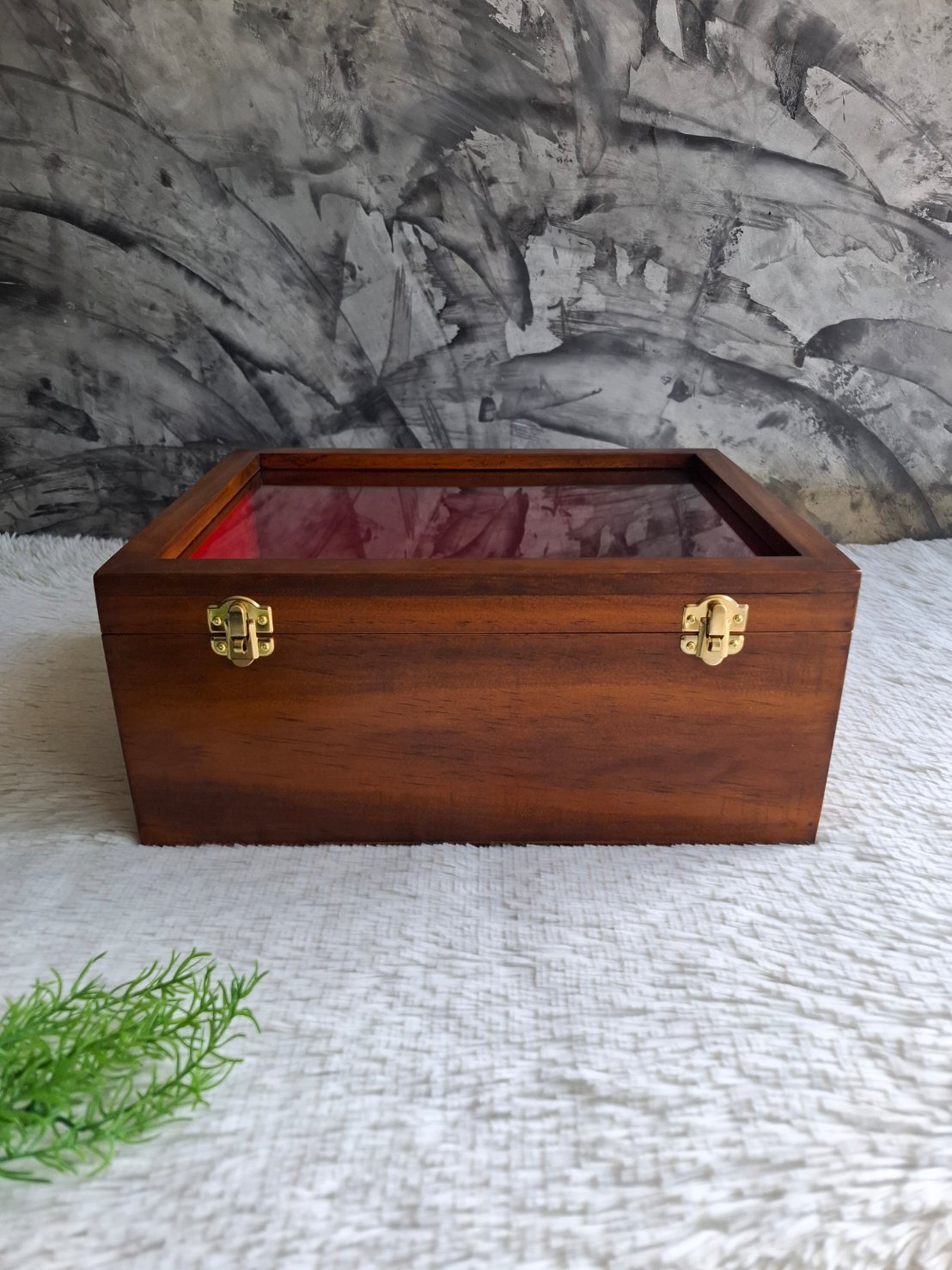 กล่องไม้ฝากระจก