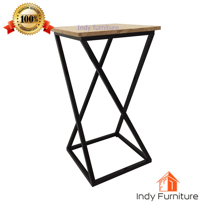 โต๊ะข้างอเนกประสงค์ รุ่น Twist-4 ขนาด กว้าง 39.5 x ลึก39.5xสูง73.5 ซม. สีดำ/ธรรมชาติ