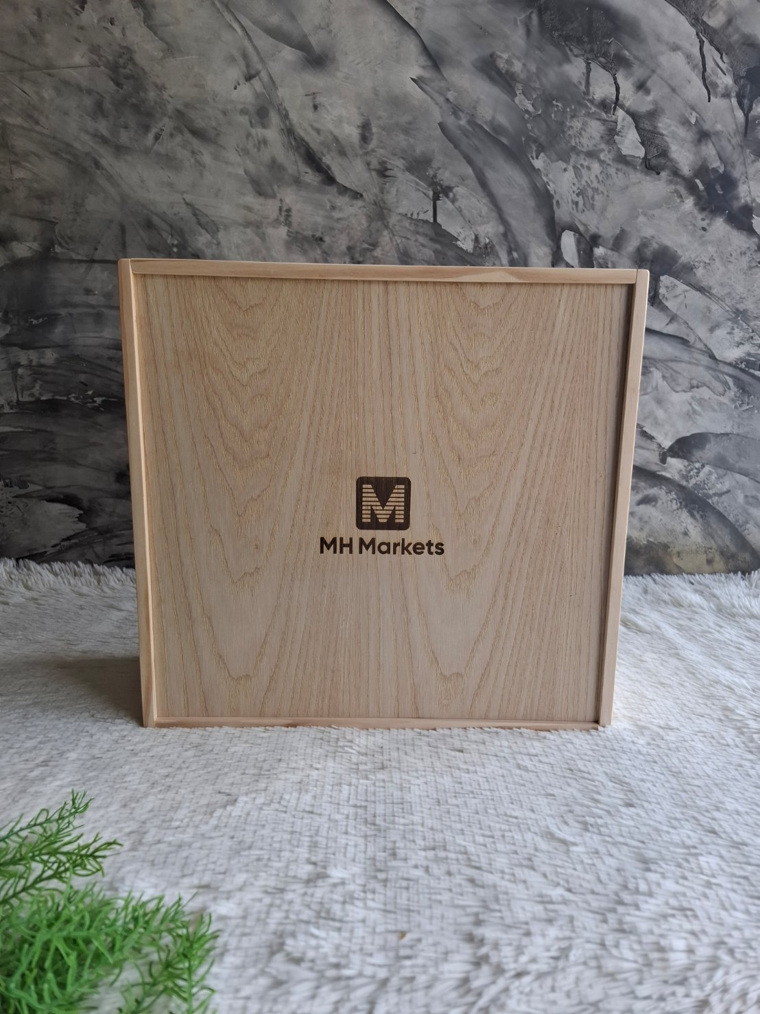 กล่องใส่ไวน์+แก้ว