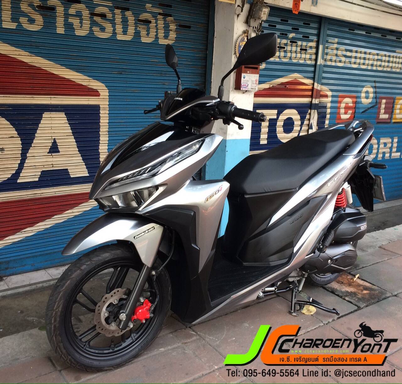 "สุดจัดปลัดบอก" ALL NEW HONDA CLICK150i ~Keyless~ จดทะเบียนปลายปี 2018 อายุ6เดือน เป็นรถบ้านแท้มือเดียว เครื่องดีดี๊ห้อง ใช้งานน้อย8พันโลแท้ ชุดสีสวยเดิมแท้ติดรถไม่เคยล้ม