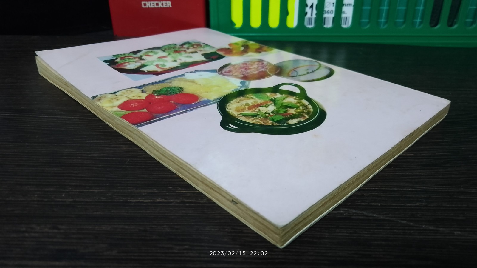 ตำราอาหารนานาชนิด / แม่พร