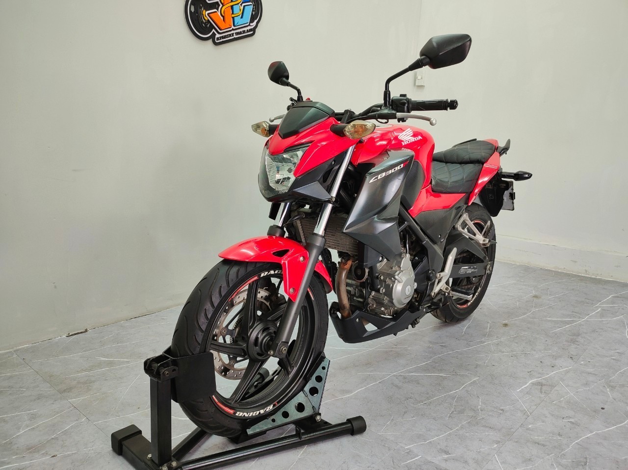 รถบ้าน เดิมจัด HONDA CB300Fabs<<<จดทะเบียนปี 2014