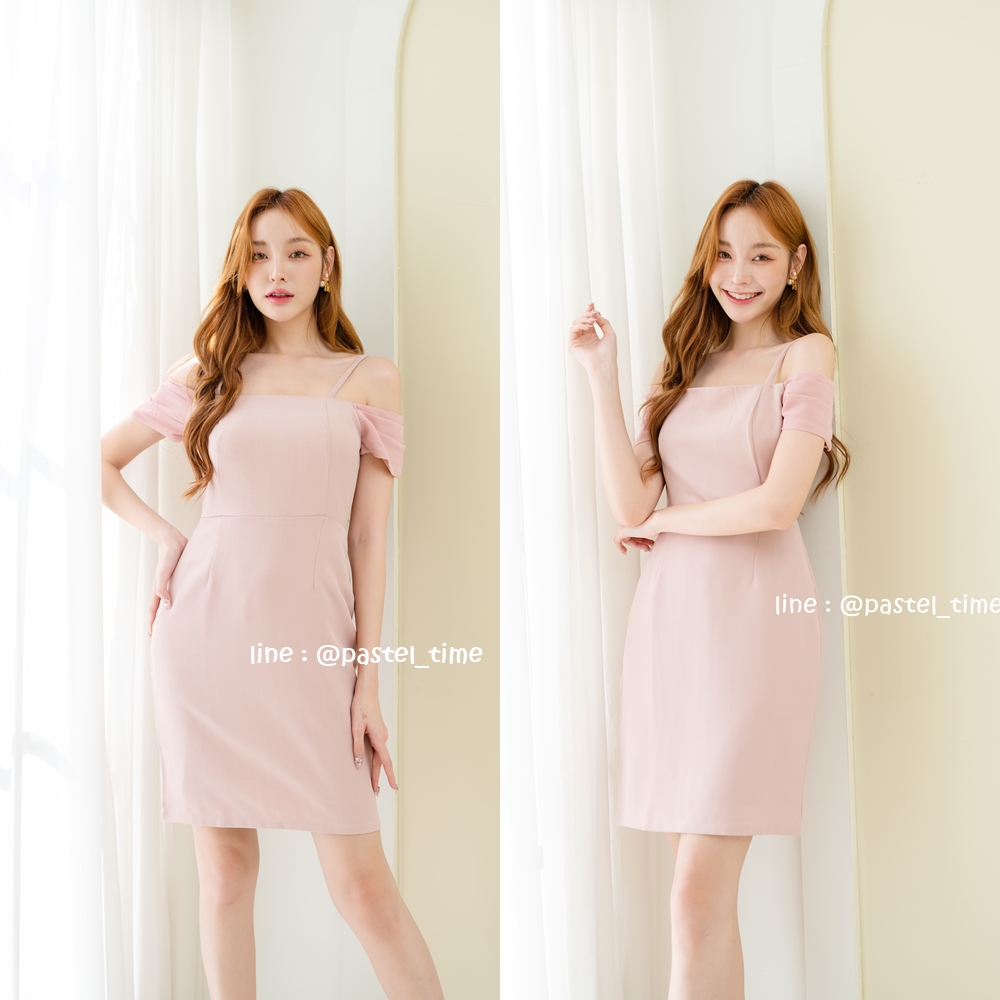 Milada Open Shoulder Dress – สีชมพู