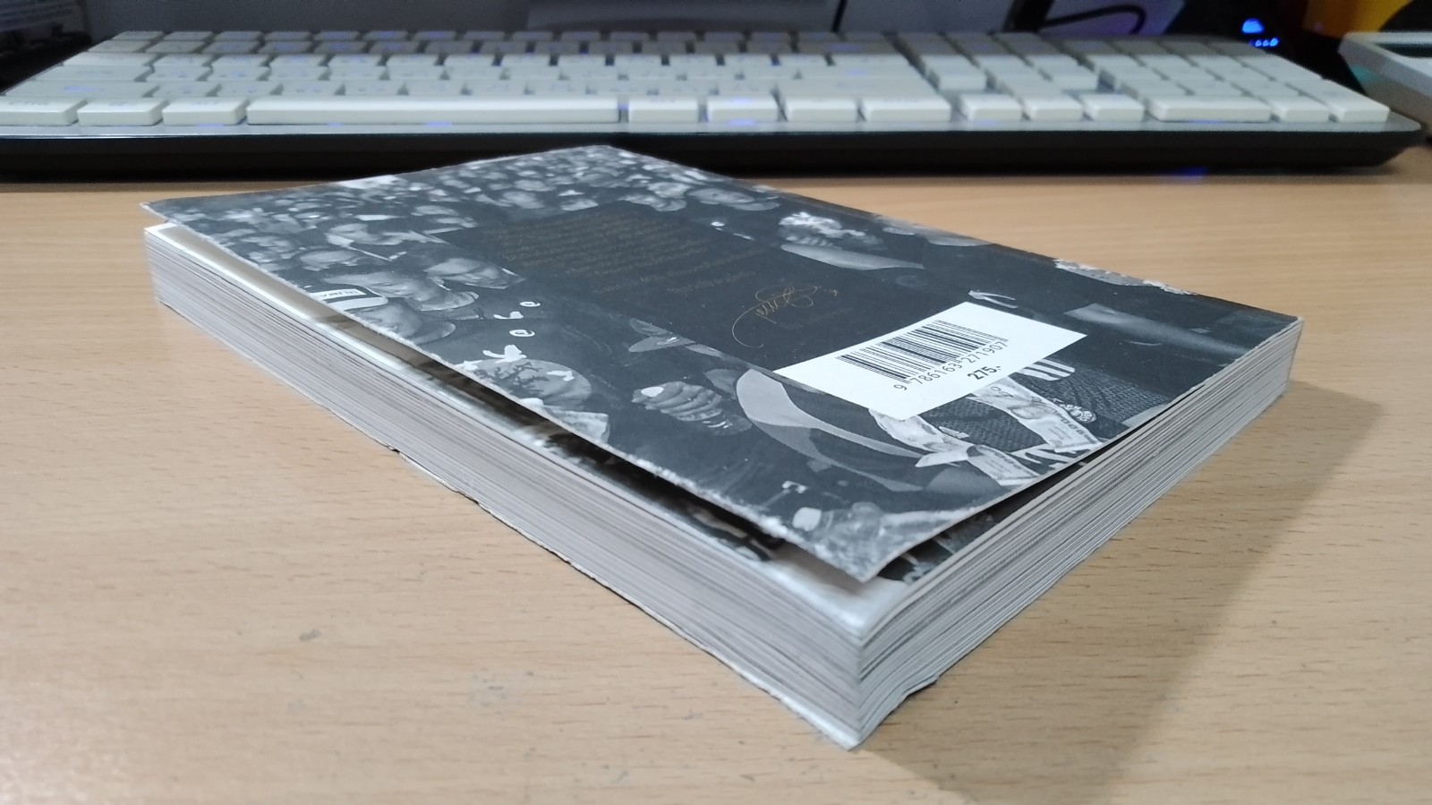 หนังสือเล่มที่ก้าว / สลิลา มหันต์เชิดชูวงศ์