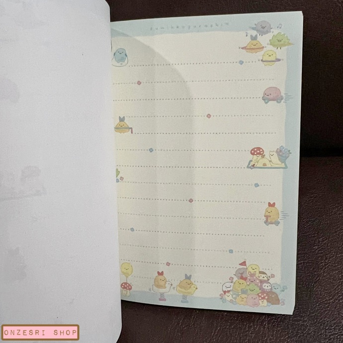 สมุดเล่มเล็ก Sumikko Gurashi Minikko to Asobo แบบสีขาวชมพู ขนาด 14.8 x 10.5 x 1.3 ซม. มี 4 ลาย รวม 120 แผ่น