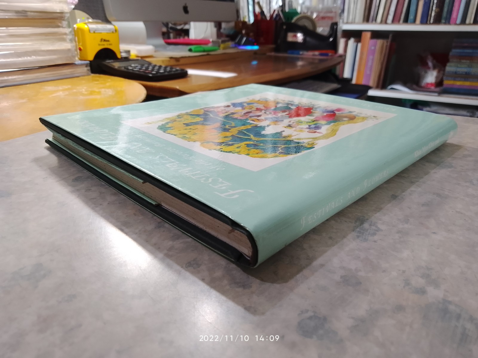 Festivals and flowers of the twelve Burmese seasons / Khin Myo Chit / Paw Oo Thet