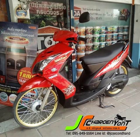 YAMAHA MIO สองตาตัวแท้ จดทะเบียนกลางปี 52 คันนี้เครื่องเดิมๆเงียบๆ ขับขี่ดี ศูนย์ตรง ชุดสีสวยแท้ทั้งคัน มีรอยน้อยมาก