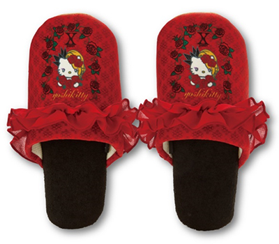 รองเท้าแตะใส่ในบ้าน Yoshikitty Slippers (Limited) สีแดง ขนาด 26 ซม. ไม่มีวางขายทั่วไป เป็นแบบต้องลุ้นกับทางหน้าร้าน Sanrio ที่ญี่ปุ่นเท่านั้น