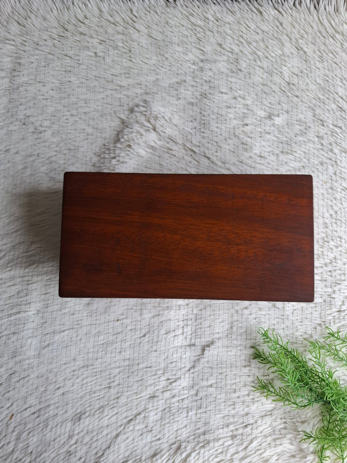 ถาดไม้ใส่ช้อนส้อม