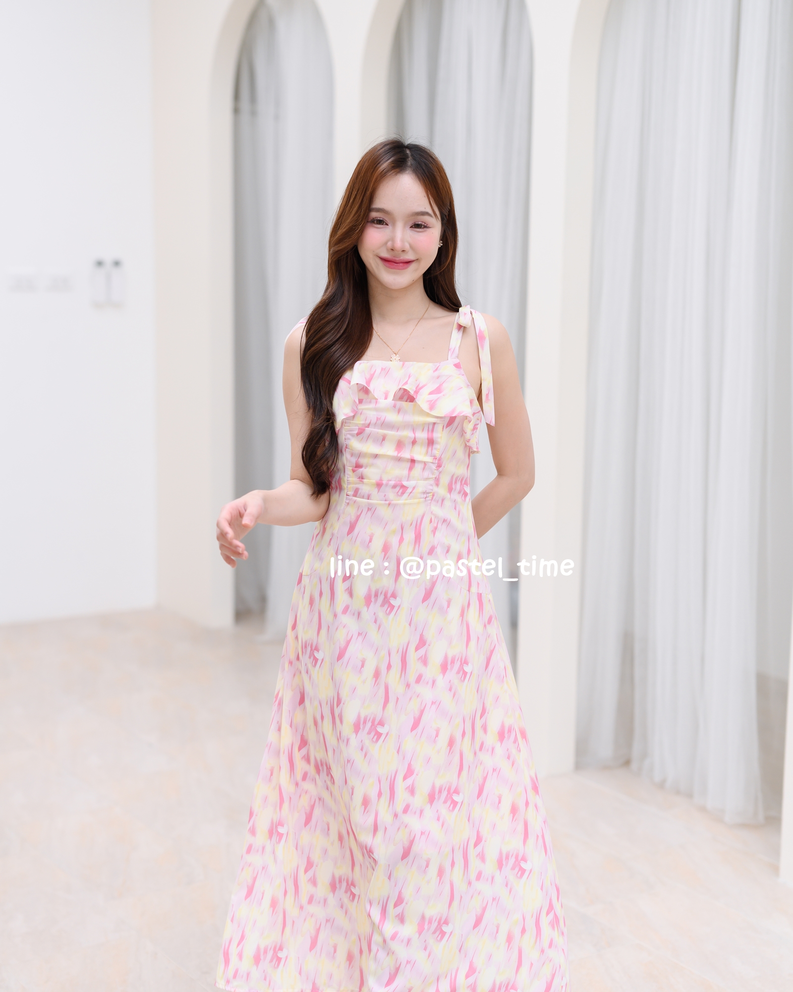 Love in a mist Maxi dress – ลายสีน้ำโทนสีชมพู