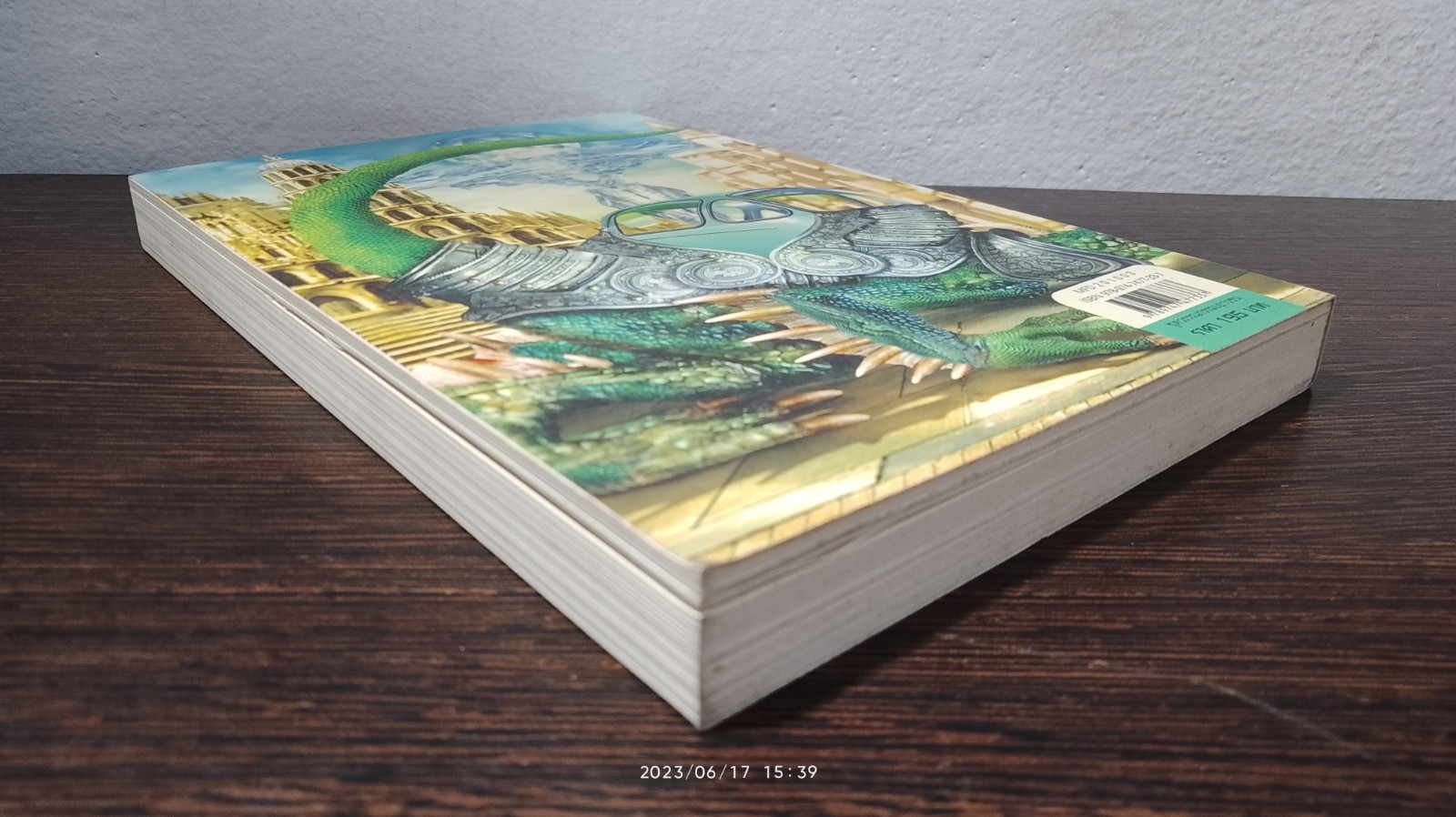 อัลคาแทรซ # 3 ผจญอัศวินแห่งคริสตัลเลีย / แบร์นดอน แซนเดอร์สัน