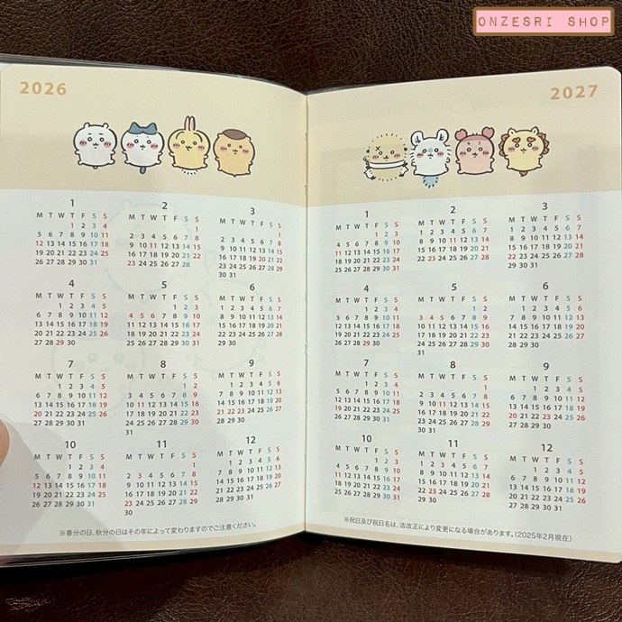 สมุด 2026 Schedule Book เล่มเล็ก B7 ลาย Chiikawa Photo สีน้ำเงิน ขนาด 8.9 x 13.4 ซม. (64 หน้า) มีให้จดตั้งแต่เดือน 10/2025 - 12/2026 เป็นปฎิทินแบบ monthly