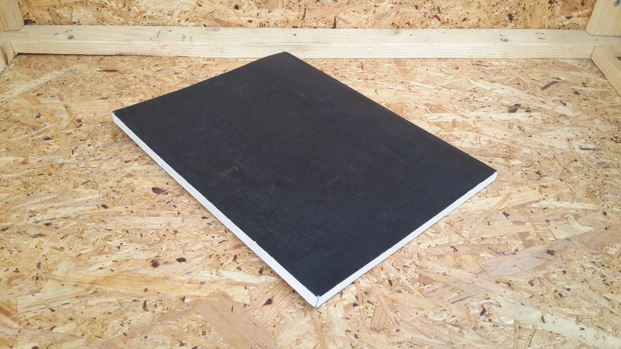 อนุสรณ์ในงานพระราชทานเพลิงศพ ดร. จิระ เจริญเลิศ