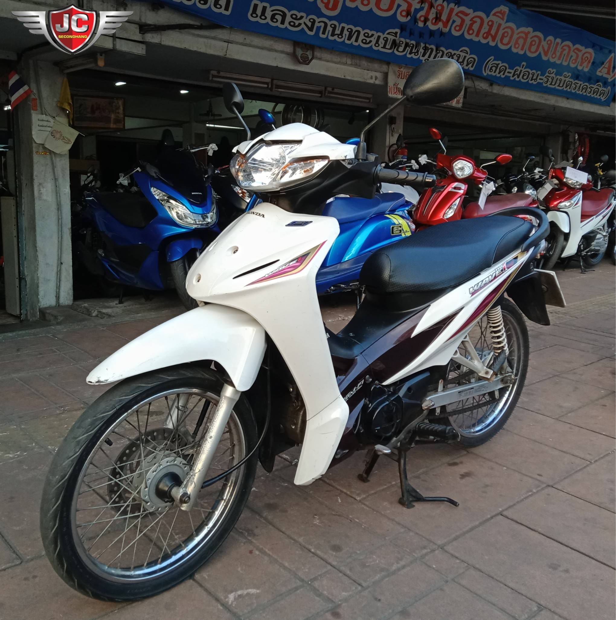 มาใหม่ HONDA WAVE 110i จดทะเบียนปี 57 สภาพเดิมจัดทั้งคัน เครื่องเงียบสตาร์ทติดง่าย ชุดสีแท้ติดรถทั้งคันมีรอยตามการใช้งาน