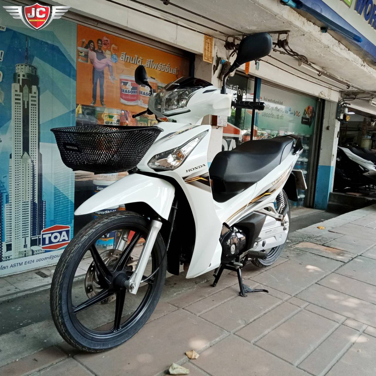 "รถบ้านมือเดียวมาอีกคันแล้วจร้า" รุ่นฮอตฮิตติด⭐️ HONDA WAVE125i ล้อแม็ก+สตาร์ทมือ จดทะเบียนปี55 สภาพสวยเดิมพร้อมใช้งาน เครื่องดีเดิมเงียบ ชุดสีสวยแท้ติดรถทั้งคัน ไม่ล้มไม่ชน