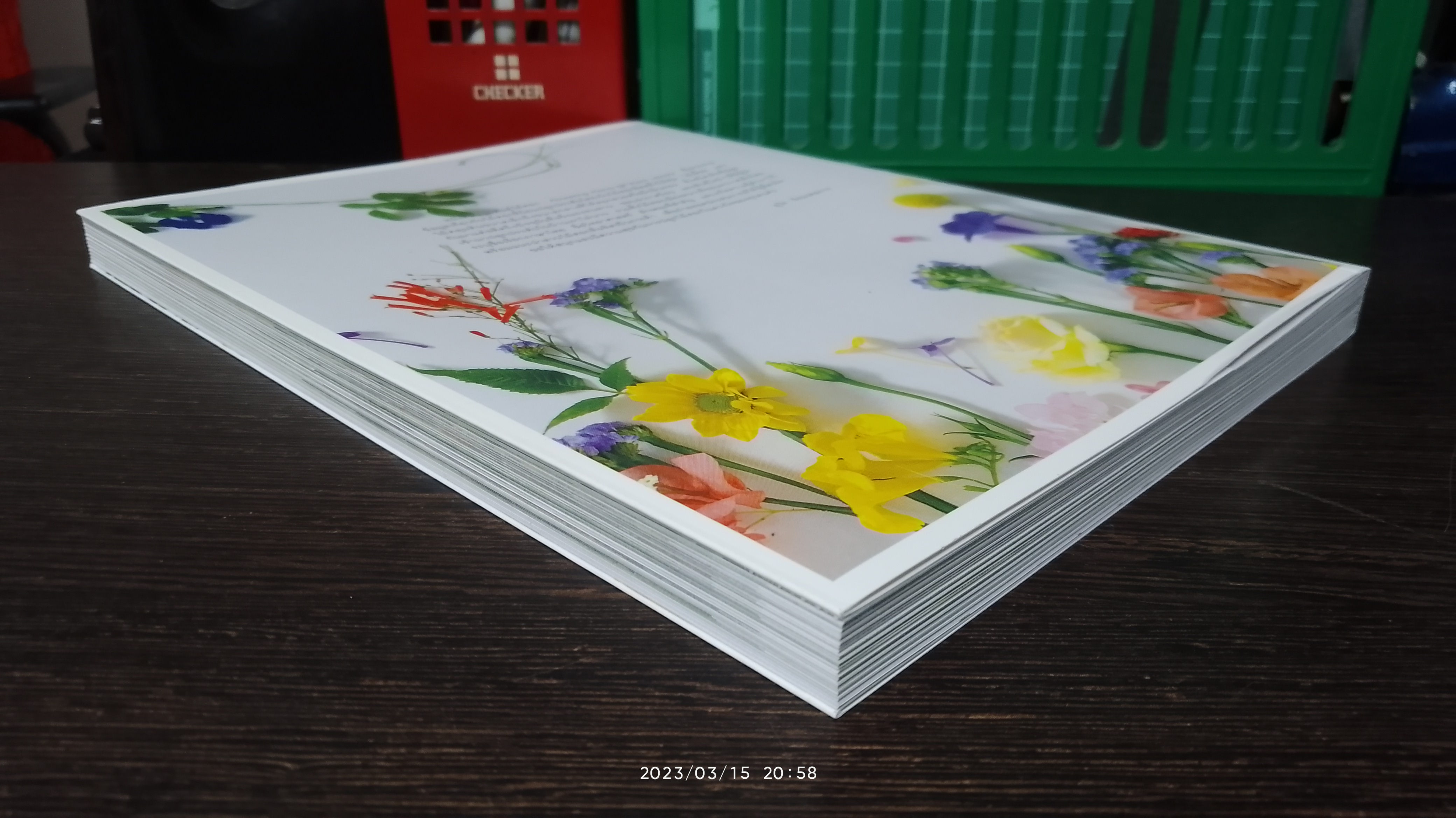 รวมพันธุ์ไม้ดอก...Flowering Plants + ไดอารี่ พร้อมกล่อง / อุไร จิรมงคลการ