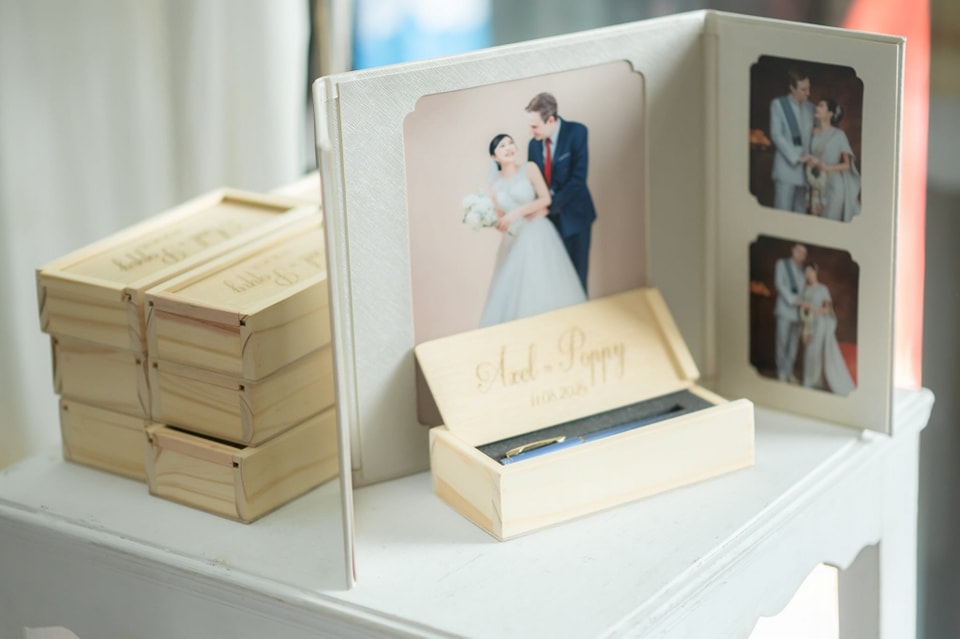 กล่องไม้ใส่ปากกา