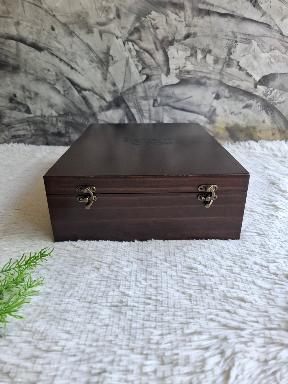 กล่องไม้สนแบบฝาล็อค