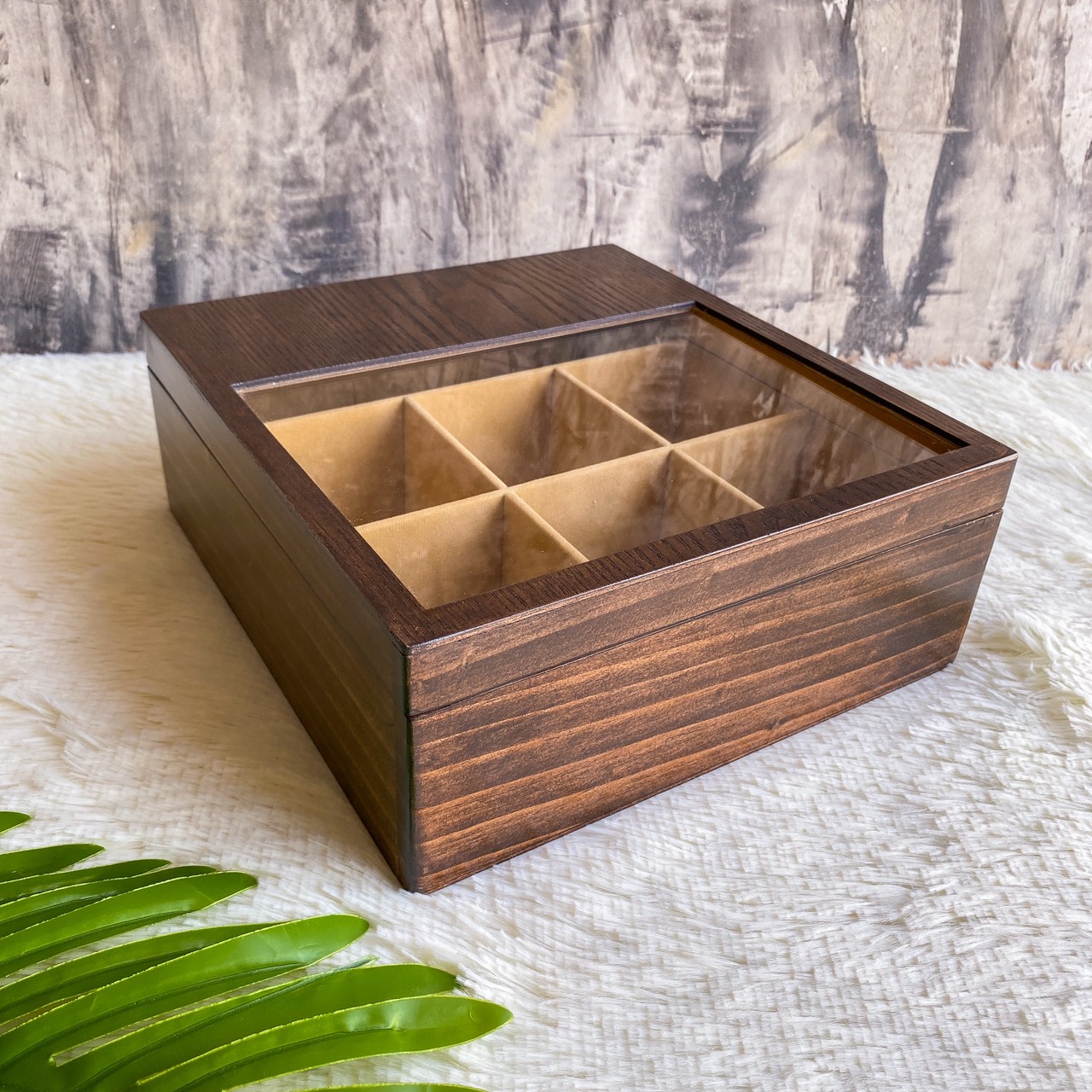 กล่องไม้สน ฝาอะคริลิค (Wooden box)