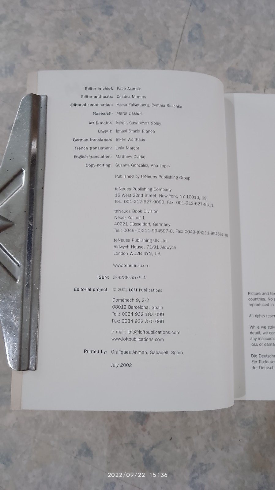 Furniture Design : teNeues