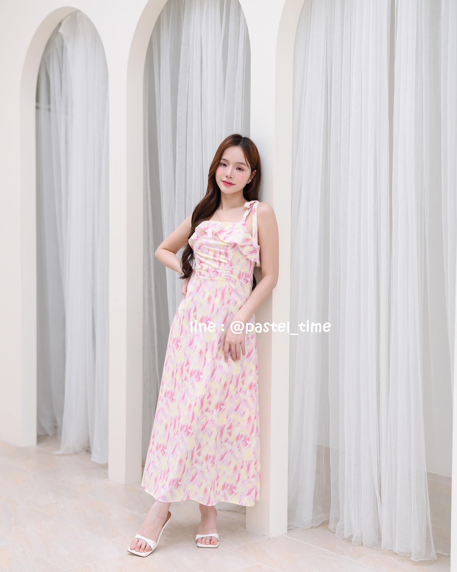 Love in a mist Maxi dress – ลายสีน้ำโทนสีชมพู