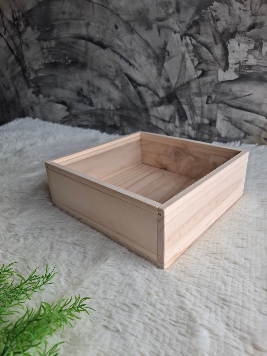 กล่องไม้สนฝาสไลด์