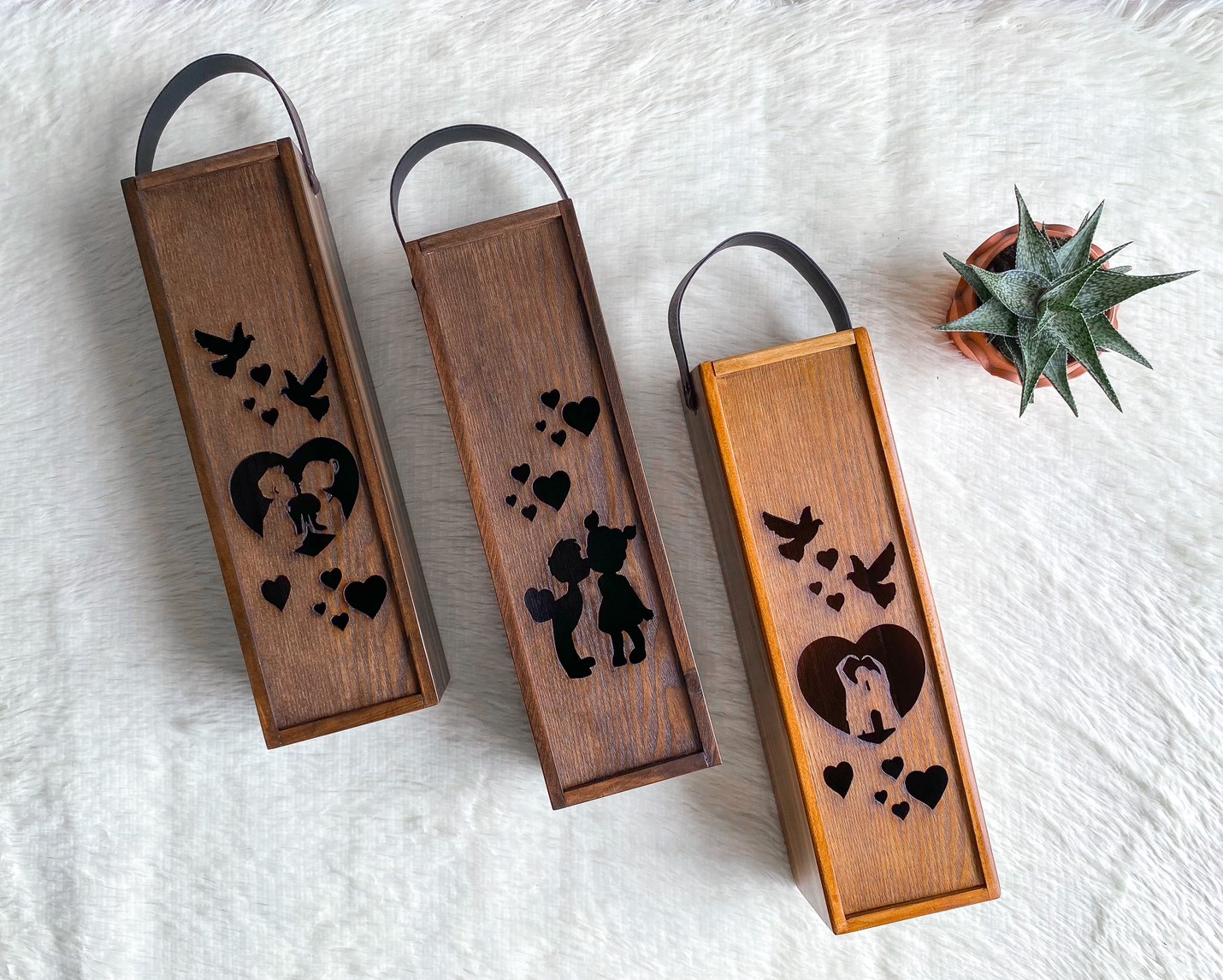 กล่องไวน์ ฝาเลเซอร์ (Wine Box)