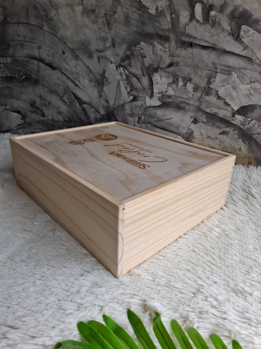 กล่องไม้ฝาสไลด์